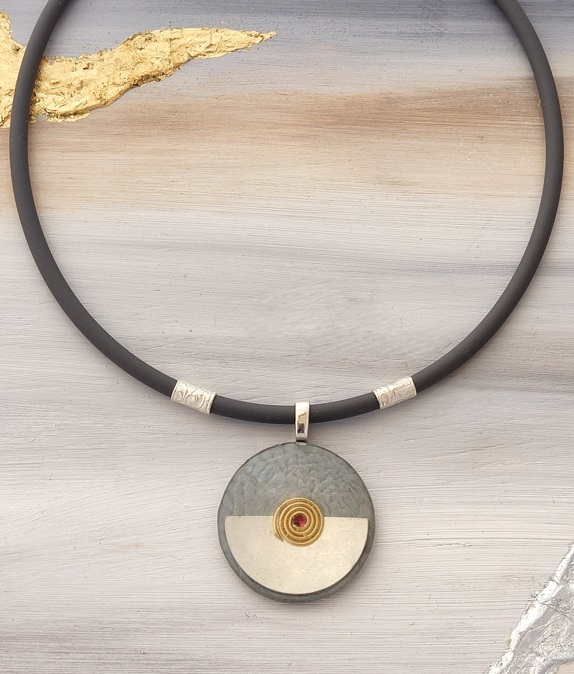 Elegance Orgonite Jewelry in silver and Goldfield