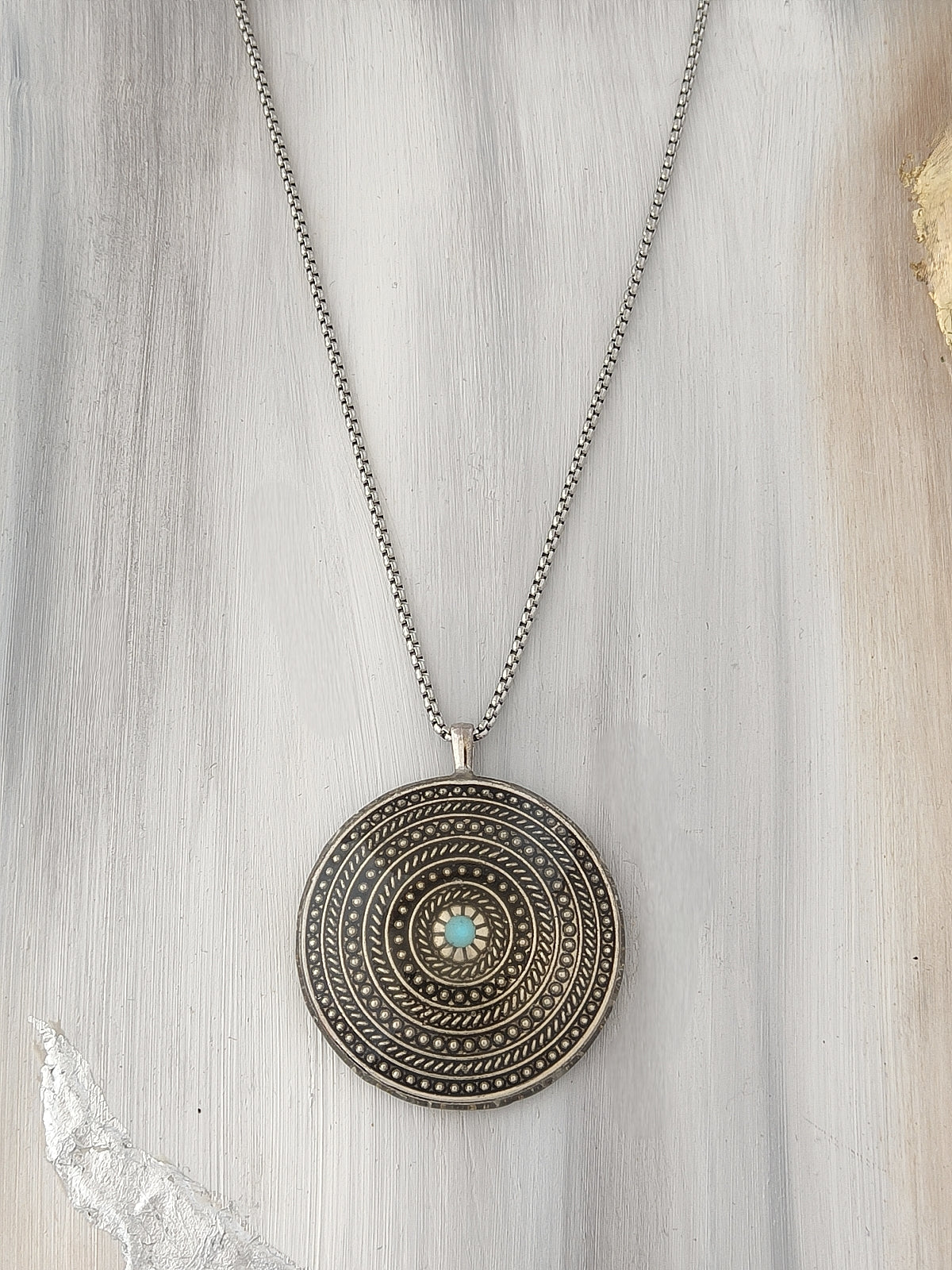 Special ethnic Orgonite Jewelry with a turquoise stone