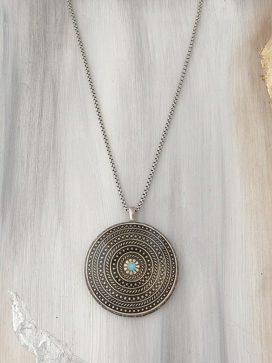 Special ethnic Orgonite Jewelry with a turquoise stone